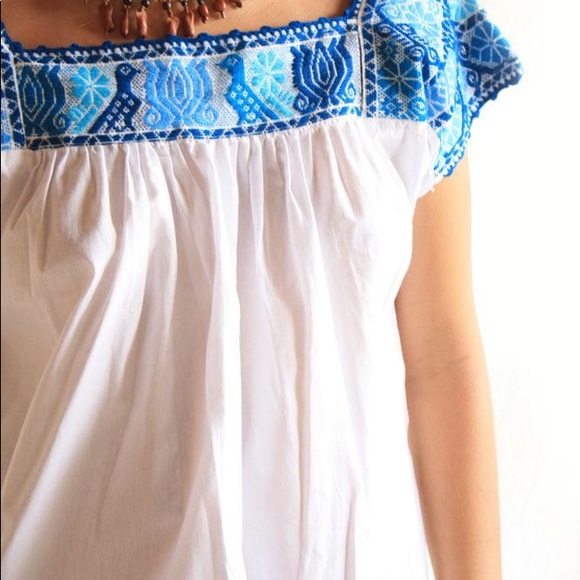 Mexican Embroidered Blouse Blue Birds - Picture 4 of 4